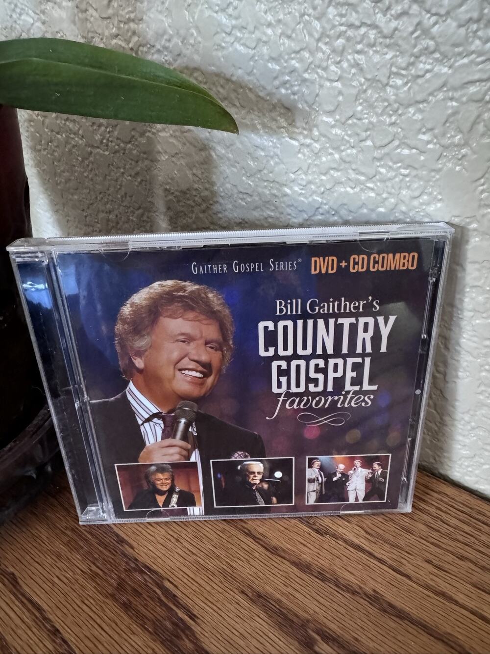 Gaither Gospel Series Country Gospel Favorites DVD + CD Combo 2014